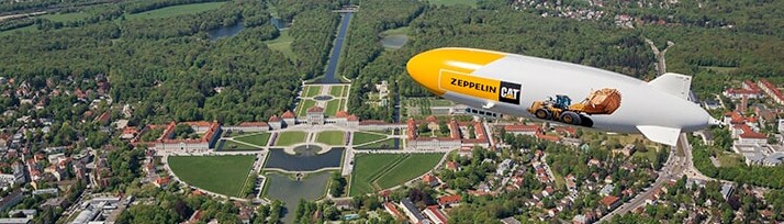 Zeppelin über dem Schloss Nymphenburg in München