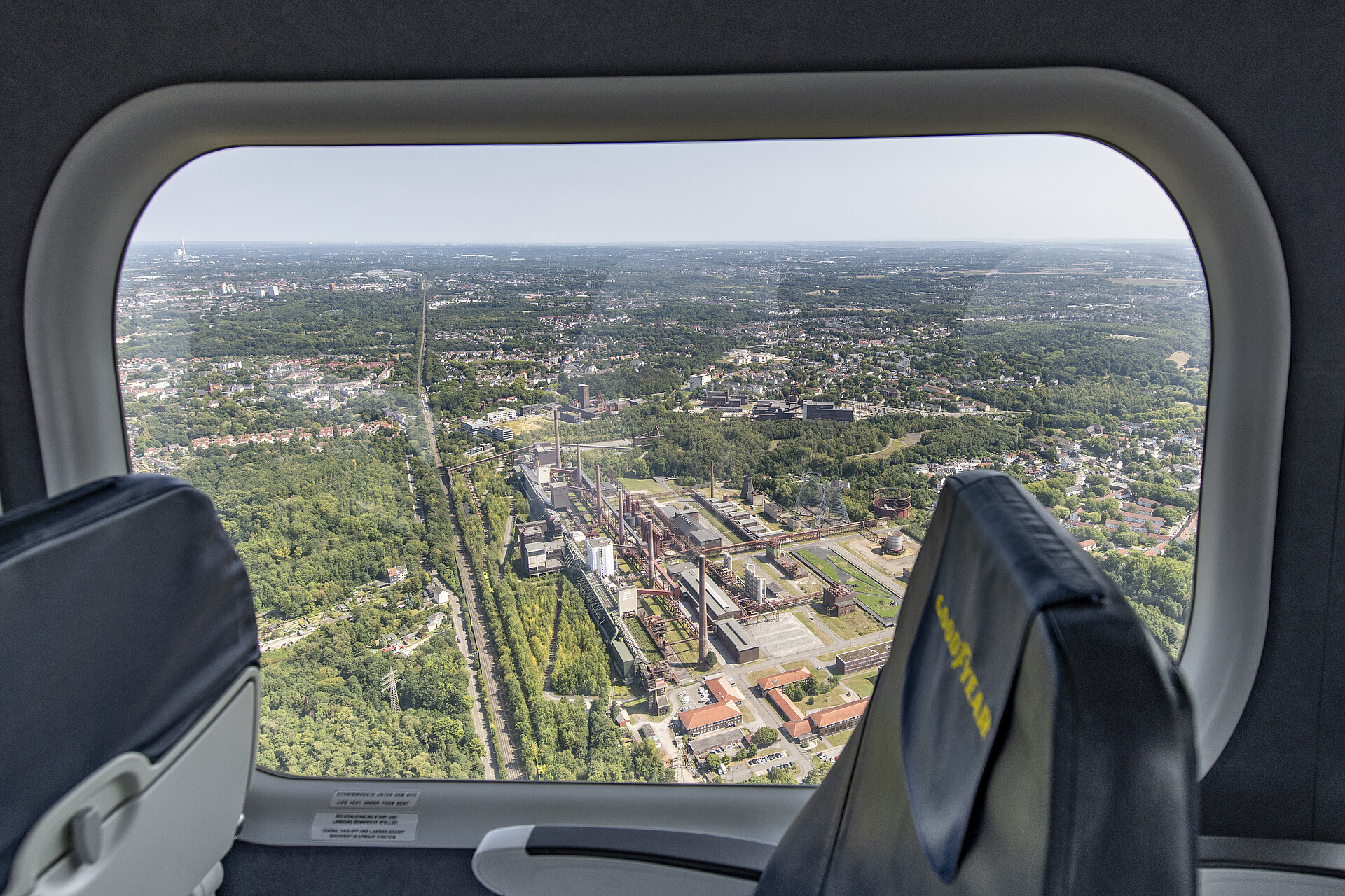 Blick aus dem Zeppelin auf die Zeche Zollverein